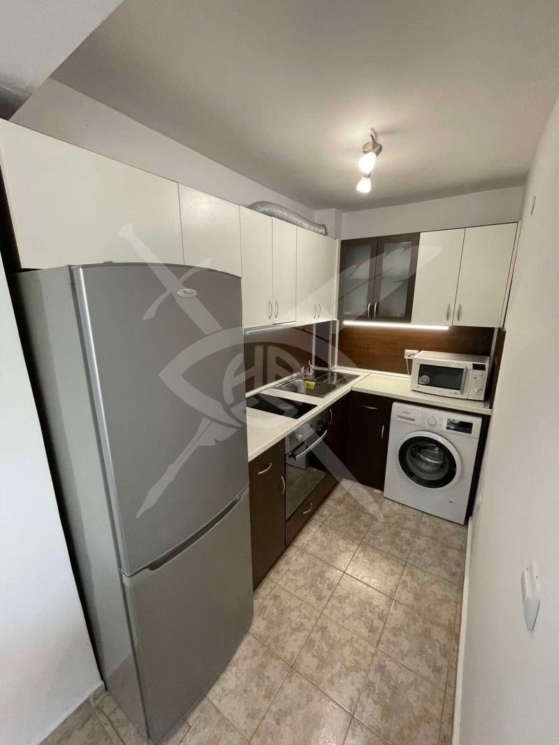 Дава под нем  3-стаен, град Варна, Чаталджа •  600 EUR • ID 22430135 — holmes.bg - [1] 
