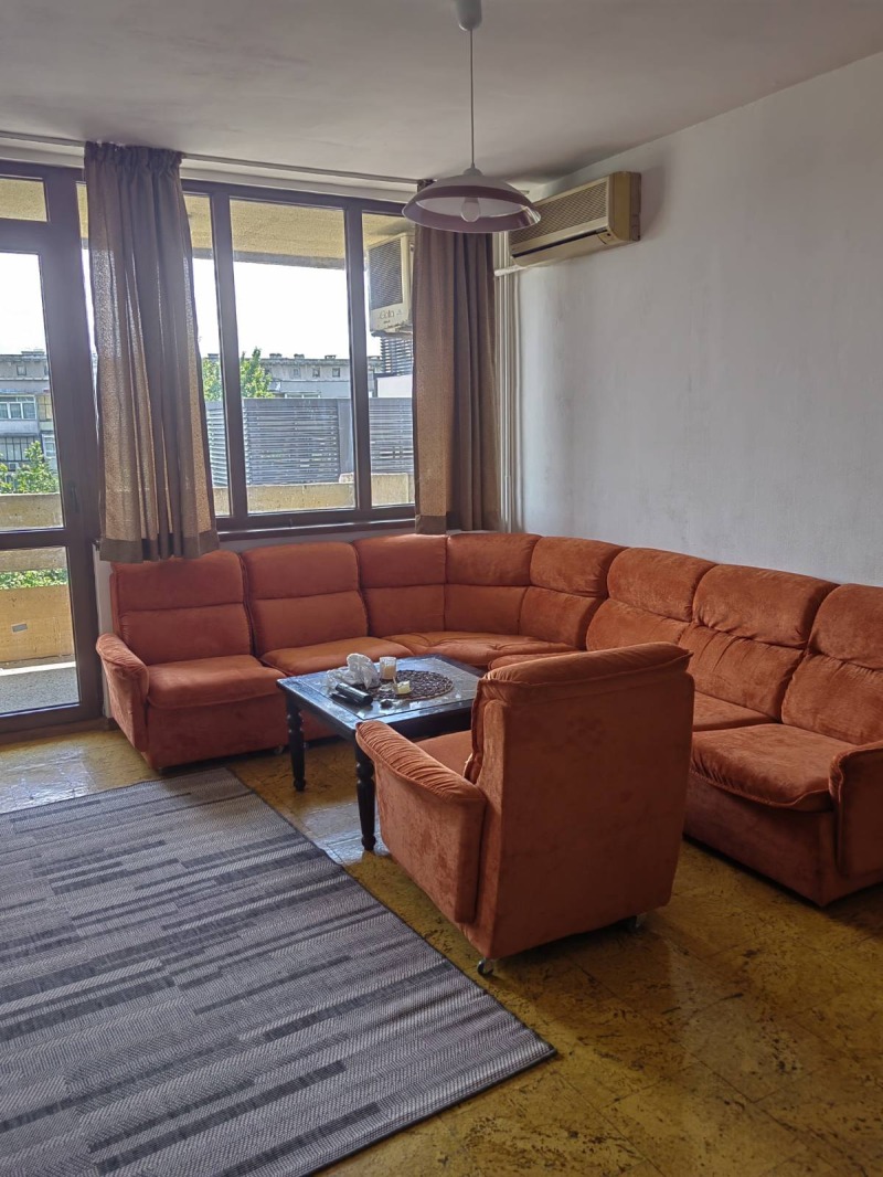 For Rent  2 bedroom Plovdiv , Tsentar , 100 sq.m | 71909400