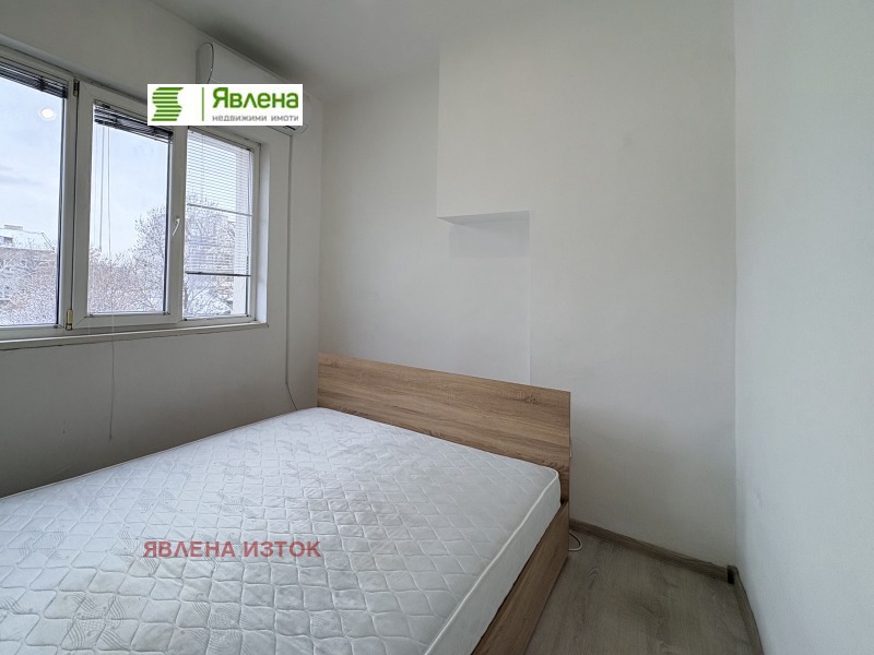 Дава под наем 3-СТАЕН, гр. София, Център, снимка 2 - Апартаменти - 53451706