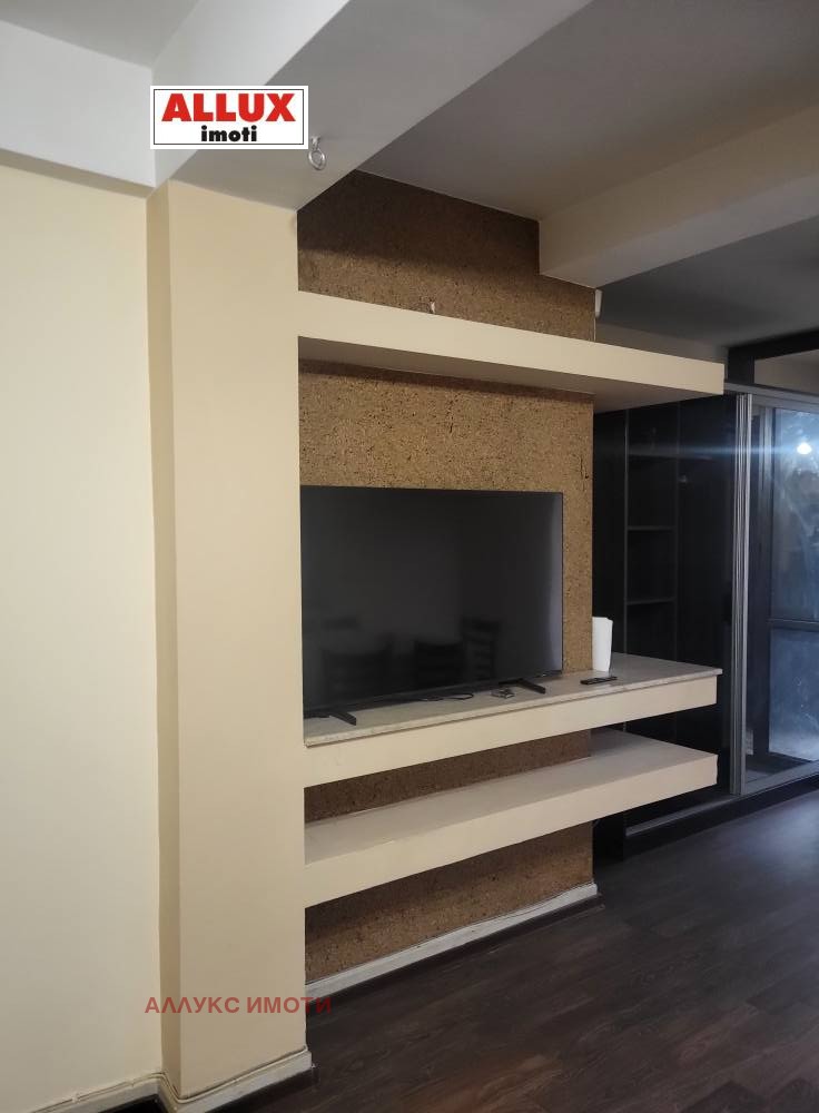 Do wynajęcia  Piętro domu Ruse , Szirok centar , 100 mkw | 89327641 - obraz [8]
