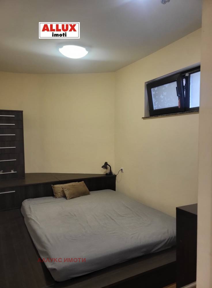 Do wynajęcia  Piętro domu Ruse , Szirok centar , 100 mkw | 89327641 - obraz [4]