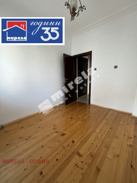���� ��� ���� 3-����� | Imot.bg � ����� ������ 8