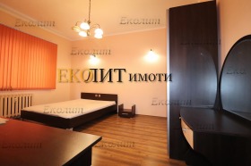 ���� ��� ���� 3-����� | Imot.bg � ����� ������ 6