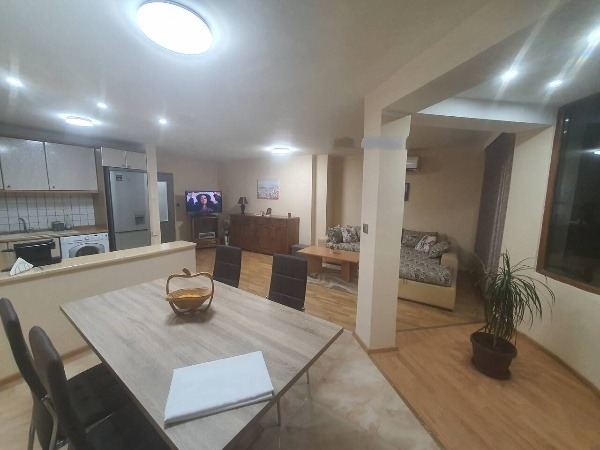 Kiadó  3+ hálószoba Plovdiv , Marasa , 107 négyzetméter | 13742018