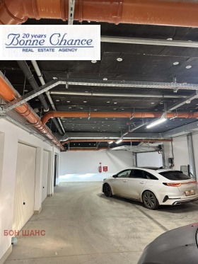 ГАРАЖ, ПАРКОМЯСТО, 19 m2