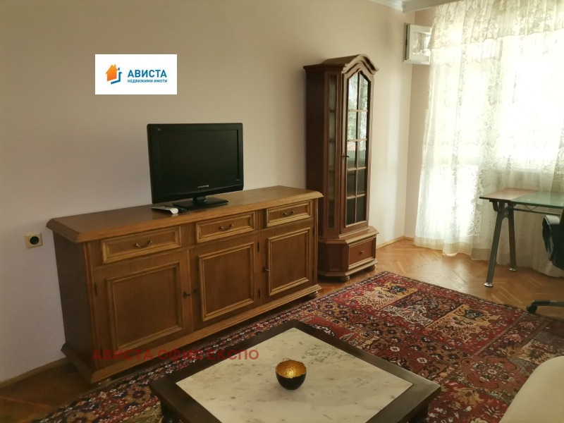 De inchiriat  1 dormitor Sofia , Geo Milev , 75 mp | 38844643