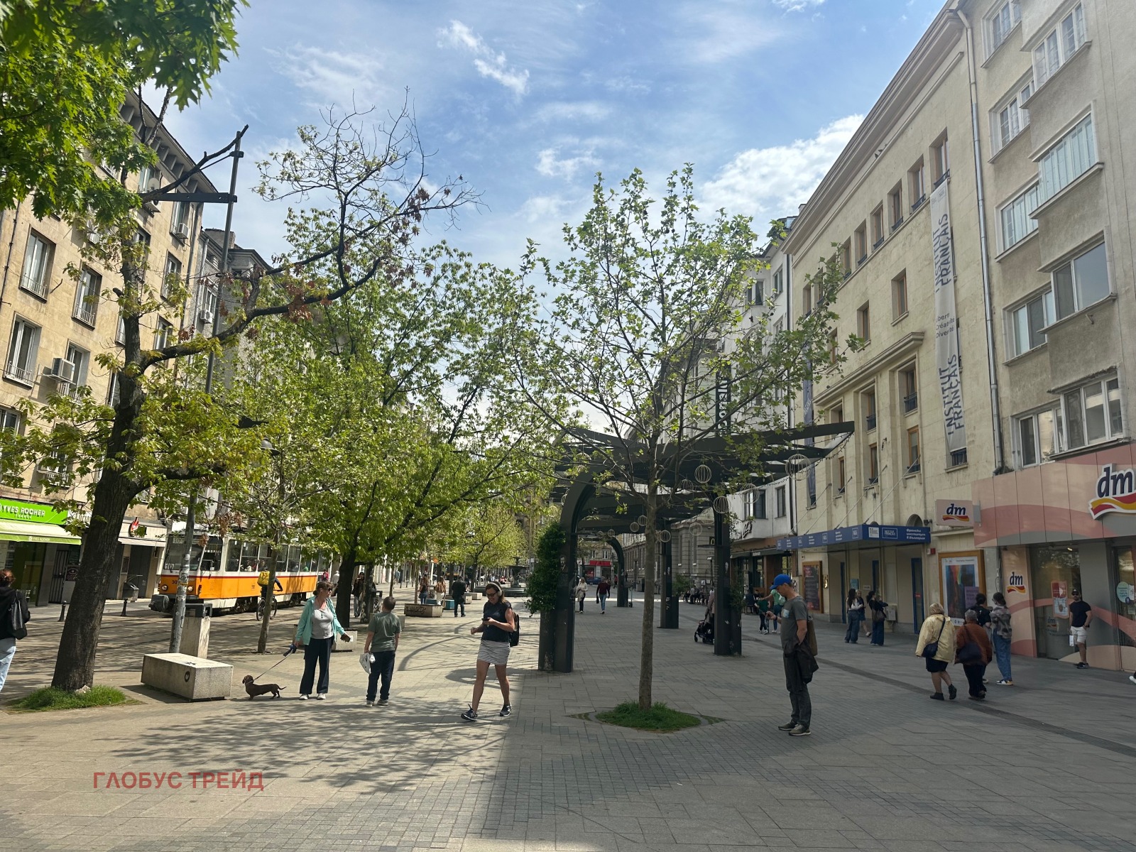 Дава под наем МАГАЗИН, гр. София, Център