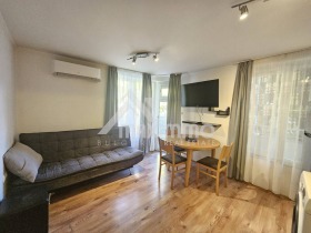 2 slaapkamers Ljatno kino Trakija, Varna 1