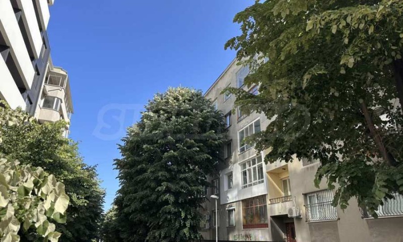 Дава под наем 4-СТАЕН, гр. Варна, Център, снимка 17 - Апартаменти - 52534332