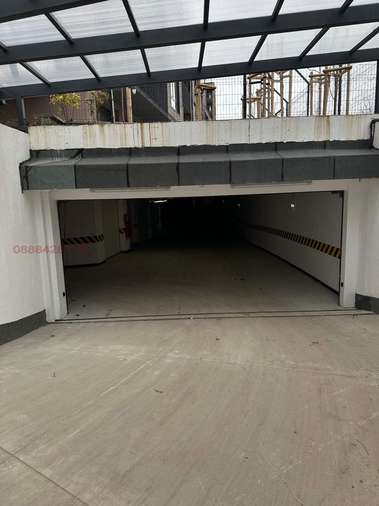 Дава под наем ГАРАЖ, ПАРКОМЯСТО, гр. София, Овча купел 2, снимка 4 - Гаражи и паркоместа - 53900633