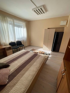 1 chambre Gratska mahala, Varna 6