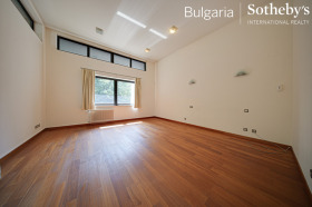 Hus Bojana, Sofia 8