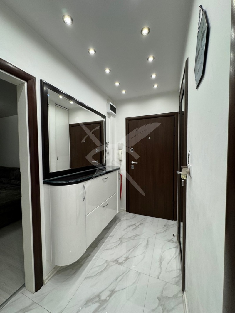 K pronájmu  2 ložnice Sofia , Mladost 1 , 78 m2 | 43035698 - obraz [13]