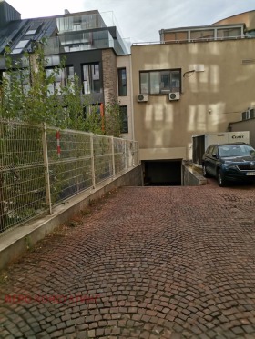 Garage Iztok, Sofia