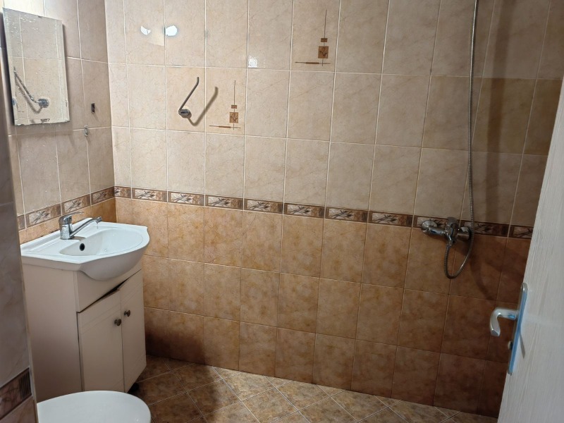 Te huur  1 slaapkamer Sofia , Ljulin 3 , 65 m² | 85868605 - afbeelding [11]