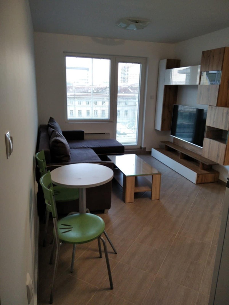 Til leje  1 soveværelse Sofia , Zona B-5 , 41 kvm | 45418136 - billede [2]