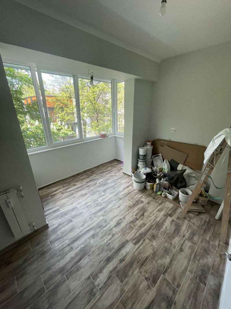Kiadó  2 hálószobás Sofia , Goce Delcsev , 84 négyzetméter | 88888091 - kép [2]