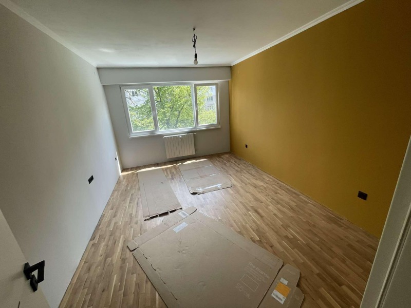 Kiadó  2 hálószobás Sofia , Goce Delcsev , 84 négyzetméter | 88888091 - kép [3]