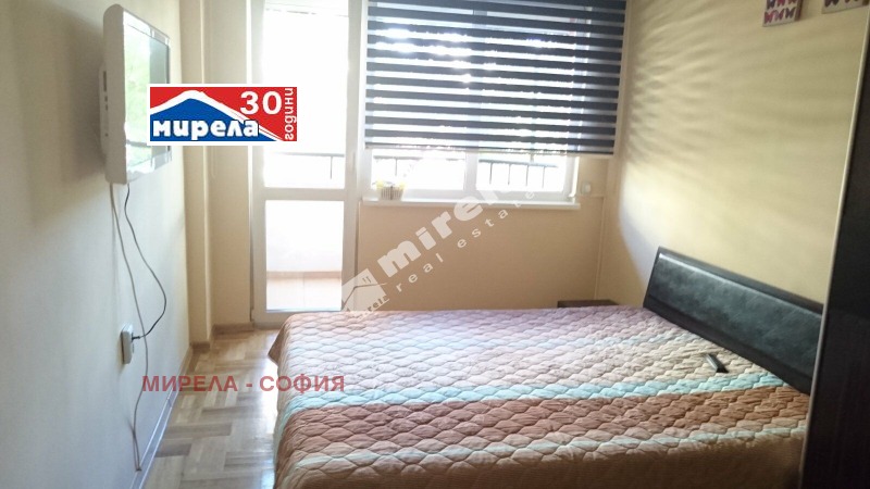 Zu vermieten  2 Schlafzimmer Sofia , Zentar , 100 qm | 77693099 - Bild [3]