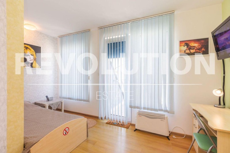 A louer  3 chambres Varna , Tsentar , 130 m² | 69140468 - image [9]