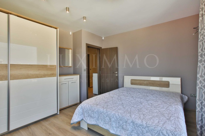 Дава под наем  4-стаен град София , Кръстова вада , 180 кв.м | 91735152 - изображение [17]