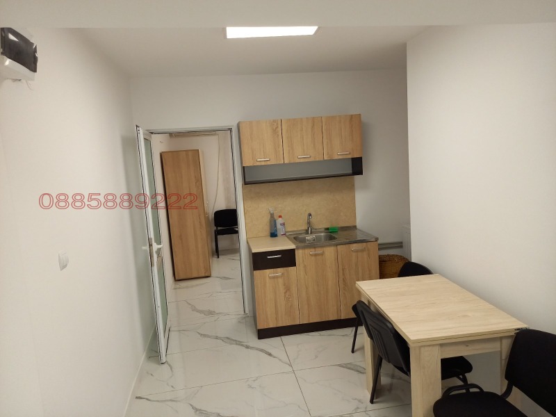 Дава под наем  Офис град Враца , Център , 45 кв.м | 43990190