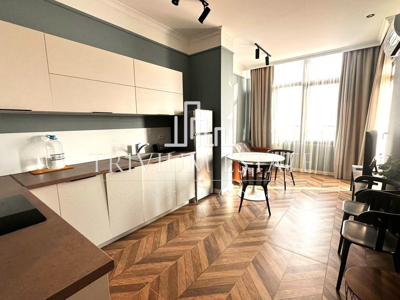 Дава под наем 2-СТАЕН, гр. Пловдив, Тракия