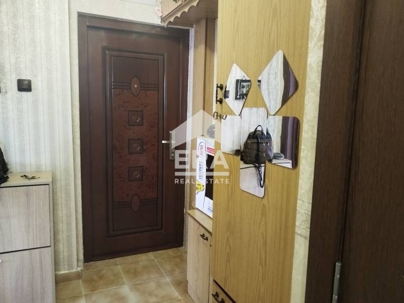 Дава под наем  2-стаен град Хасково , Възраждане , 62 кв.м | 53007089 - изображение [2]
