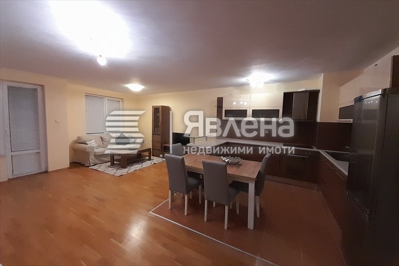 De inchiriat  2 dormitoare Plovdiv , Marașa , 120 mp | 62667326