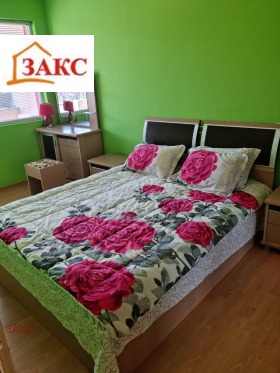 1 Schlafzimmer Wazroschdenzi, Kardschali 5