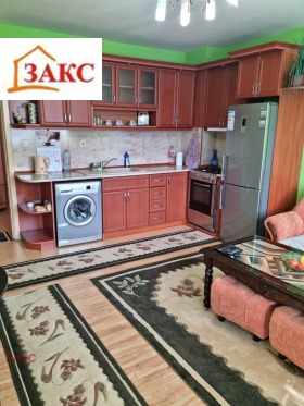 1 dormitorio Vazrozhdentsi, Kardzhali 1