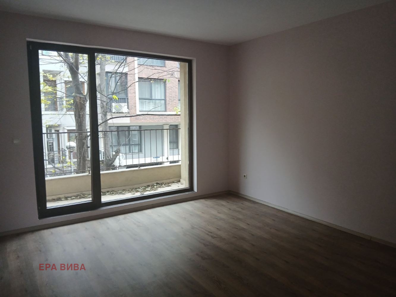 Дава под наем ОФИС, гр. Варна, Център, снимка 2 - Офиси - 54290136