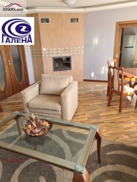 3-стаен град Пловдив, Център