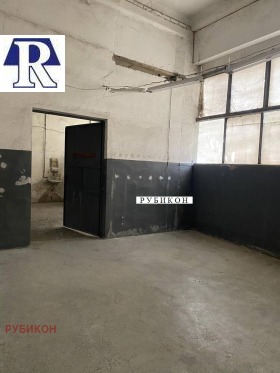 Industribygning Industrialna zona - Yug, Plovdiv 1