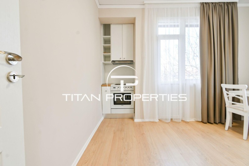 Дава под наем 2-СТАЕН, гр. София, Лозенец, снимка 7 - Апартаменти - 52833501