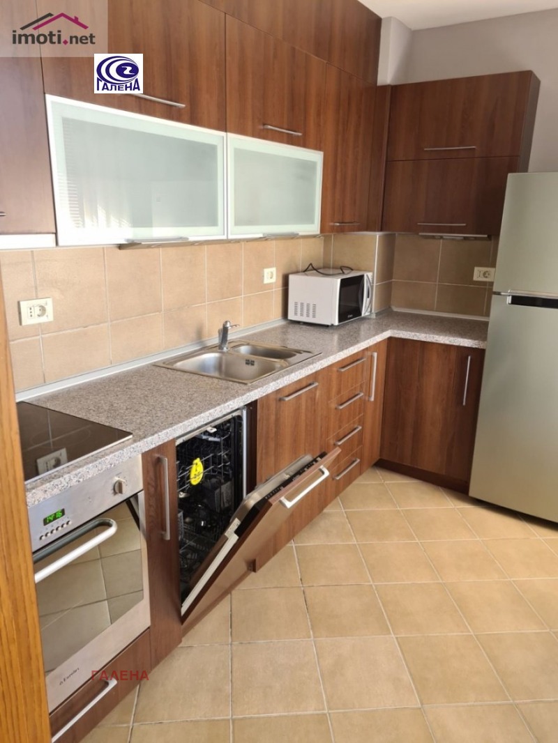 Дава под наем 3-СТАЕН, гр. Пловдив, Център, снимка 2 - Апартаменти - 52489178