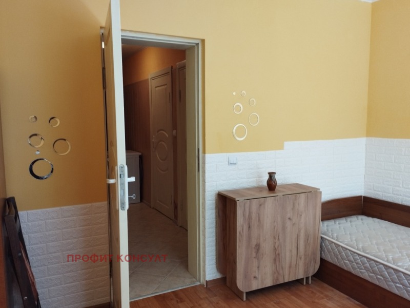 Do wynajęcia  1 sypialnia Weliko Tarnowo , Centar , 40 mkw | 56751975 - obraz [4]