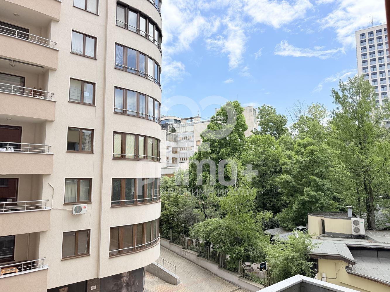 Дава под наем 2-СТАЕН, гр. София, Лозенец, снимка 15 - Апартаменти - 54593630