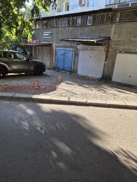 Til leje Garage