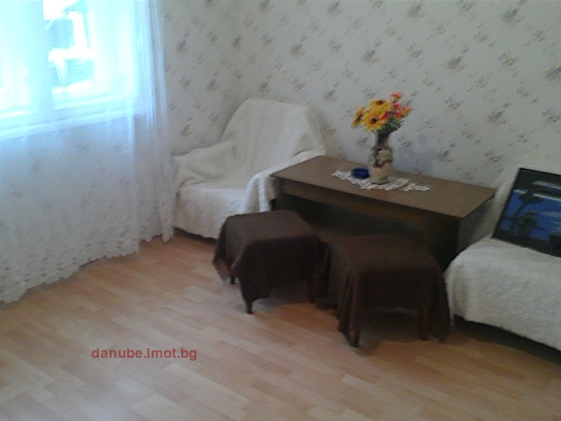 Kiralık  1 yatak odası Ruse , Centar , 70 metrekare | 86202391