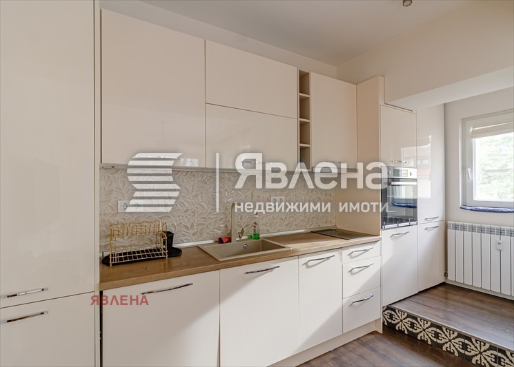 Til leie  2 soverom Sofia , Tsentar , 86 kvm | 61412878 - bilde [3]
