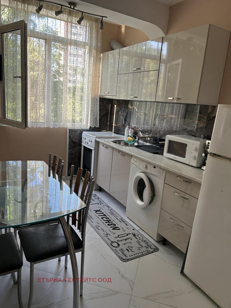För uthyrning  2 sovrum Sofia , Banisjora , 85 kvm | 15539310