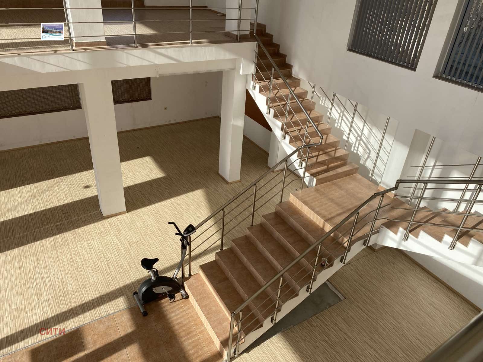 Дава под наем МАГАЗИН, с. Ягодово, област Пловдив, снимка 2 - Магазини - 53893716