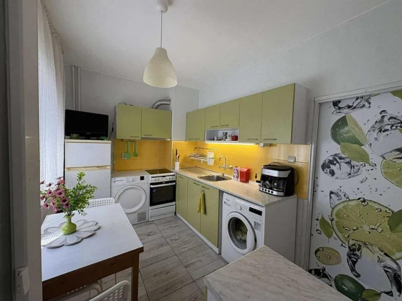 K pronájmu  Studio Sofia , Mladost 4 , 46 m2 | 78885643 - obraz [3]