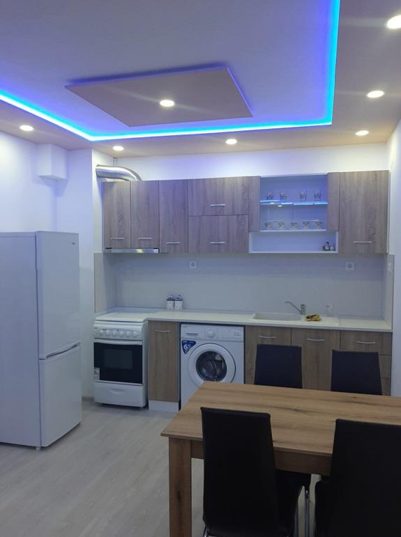 Дава под наем 3-СТАЕН, гр. Асеновград, област Пловдив