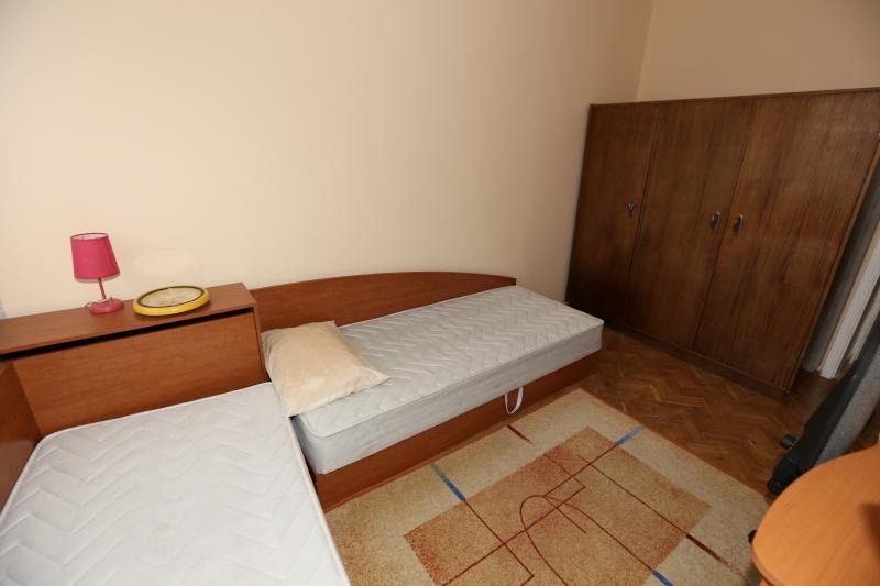 De inchiriat  3+ dormitor Burgas , Țentâr , 140 mp | 68335730 - imagine [11]