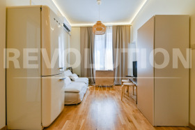 2 bedroom Tsentar, Sofia 1