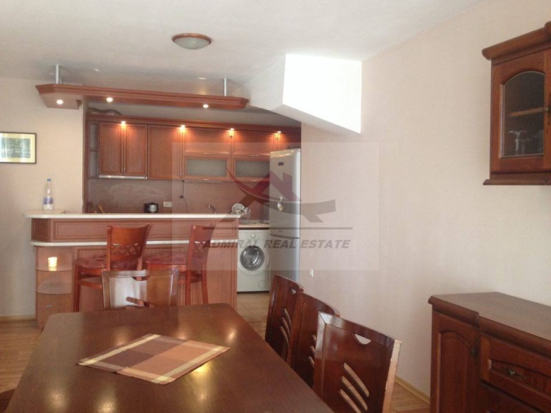 Te huur  3+ slaapkamer Varna , Ljatno kino Trakija , 145 m² | 51002300 - afbeelding [2]