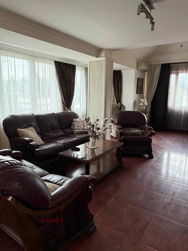 Zu vermieten  3+ Schlafzimmer Sofia , Witoscha , 240 qm | 96792622 - Bild [3]