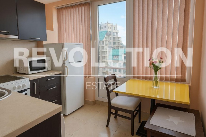 Дава под нем  2-стаен, град Варна, Цветен квартал •  400 EUR • ID 57496939 — holmes.bg - [1] 